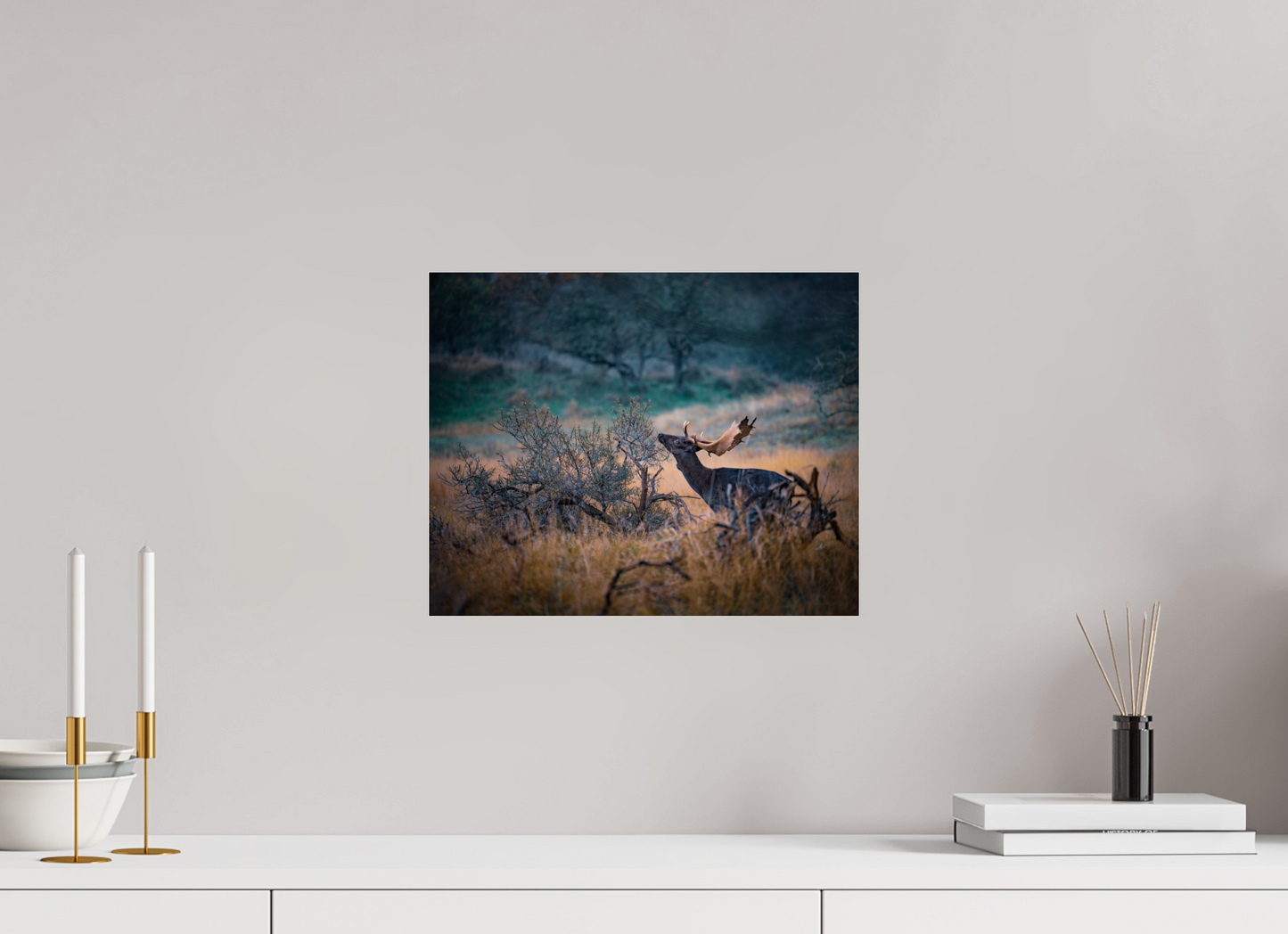 The last red berries - Deer print