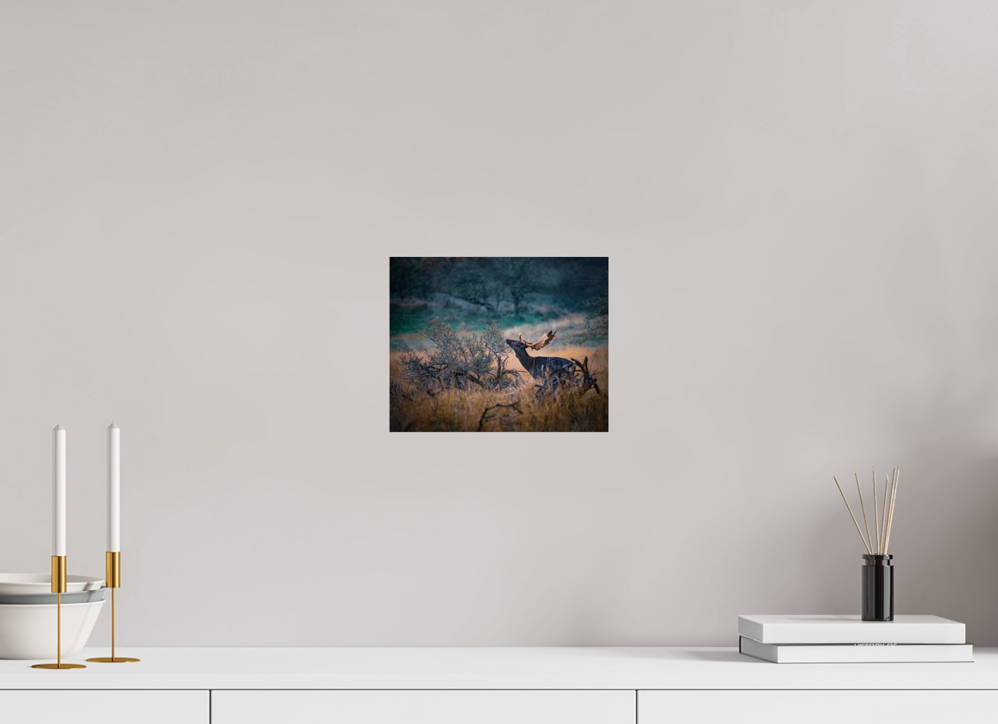 The last red berries - Deer print